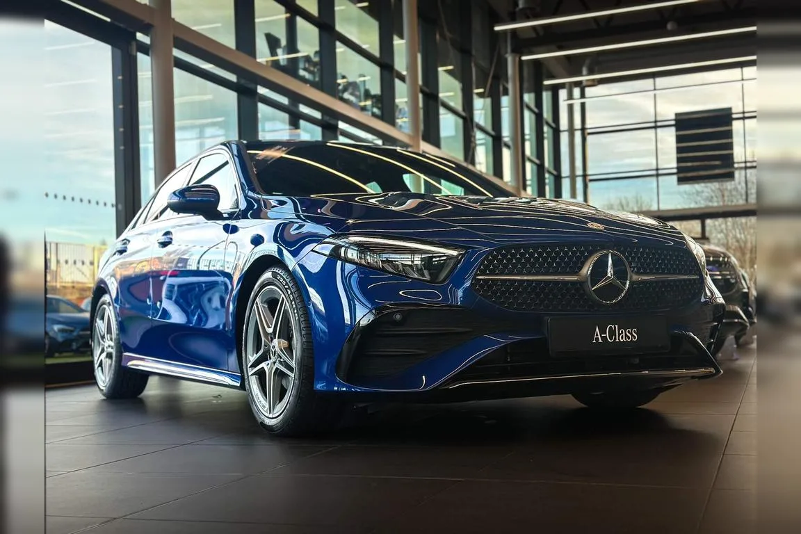 Mercedes-Benz A Class A200h 2023