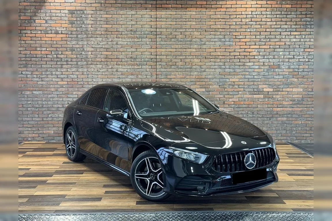 Mercedes-Benz A Class A250e AMG Line 2021