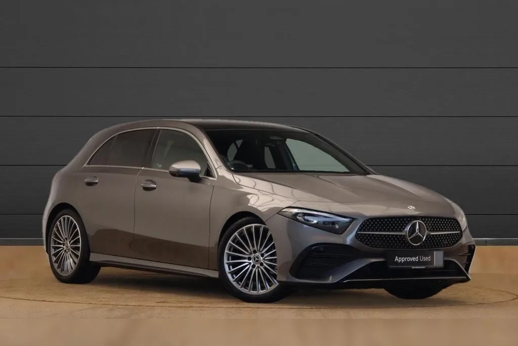 Mercedes-Benz A Class A180 AMG Line Premium Plus 2024