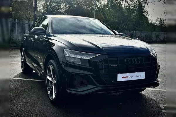 Audi Q8