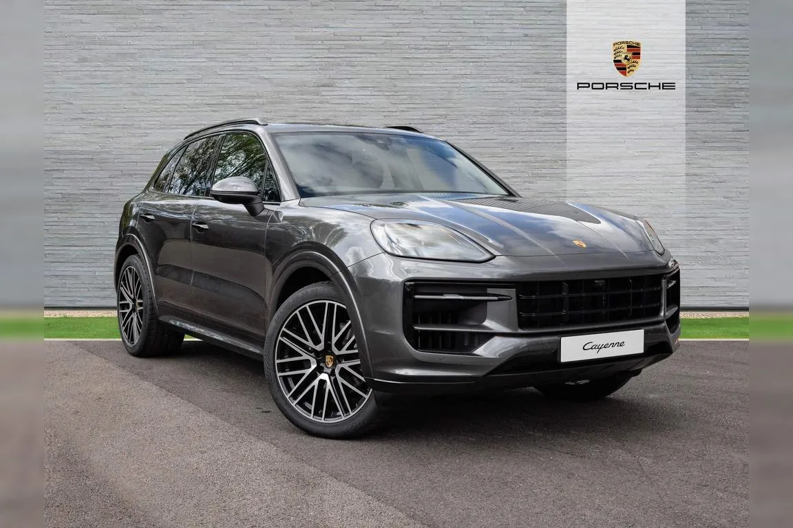 Porsche Cayenne V6 Tiptronic S 2024