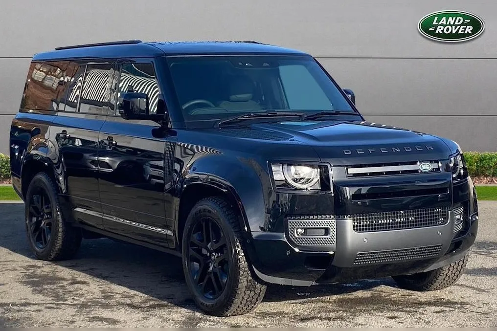 Land Rover Defender 130 D300 Outbound 2024